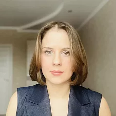 Анна Сенотова